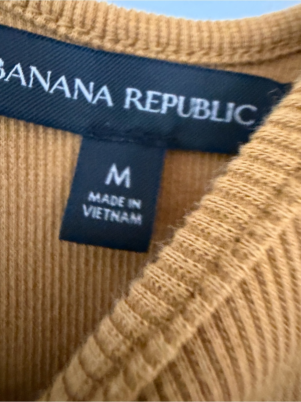 Banana Republic Crewneck ribbed dress new w tags. Stunning